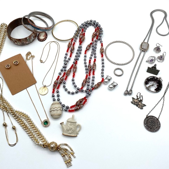 Vintage Jewelry - Jewelry Lot of Vintage to Modern Wearable Jewelry
